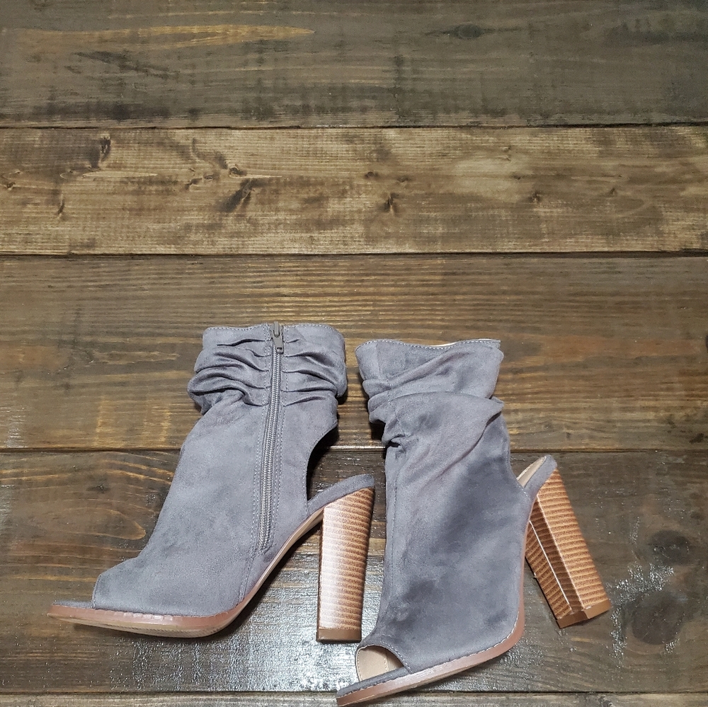 Booties - Picture 3 of 5